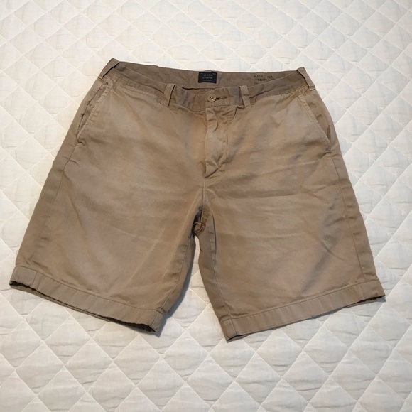 J. Crew Men’s Khaki Shorts - Picture 1 of 4